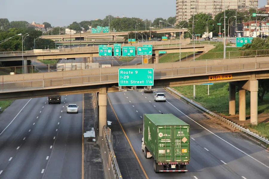 How To Pack Efficiently For An Interstate Moving Journey in Wakefield MA